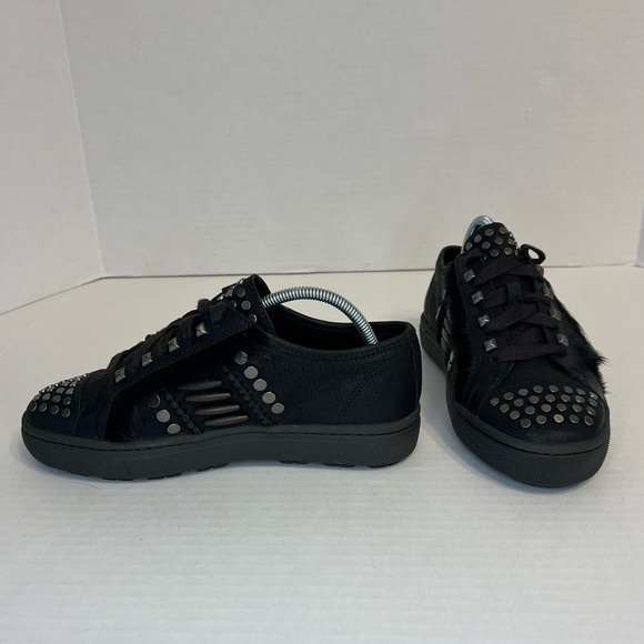 UGG Women's Biker Chic Sneakers Size 7 NEW No Box Style # 1092815 - Picture 6 of 10